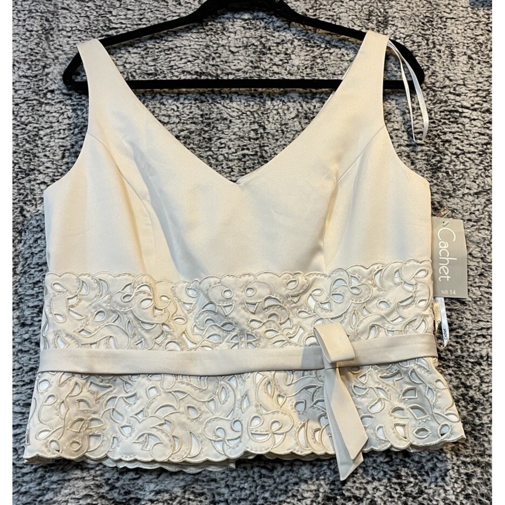 Cachet Women 14 Sleeveless Top Cream Satin Eyelet Beaded Bow V‎ Neck Wedding NEW